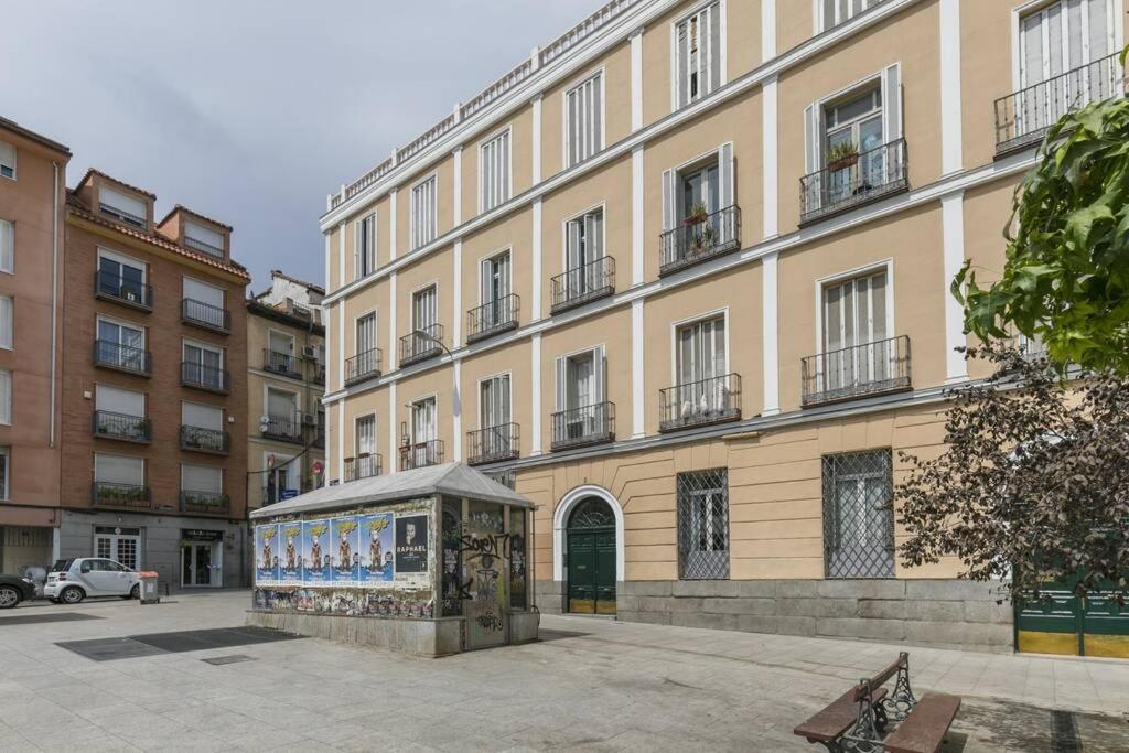 Apartamentos Plaza De Pedro Zerolo I Madrid Exterior photo